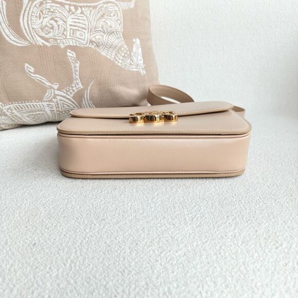 Celine Women Pre-Loved Bag Very Good Condition - Picture 5 of 8